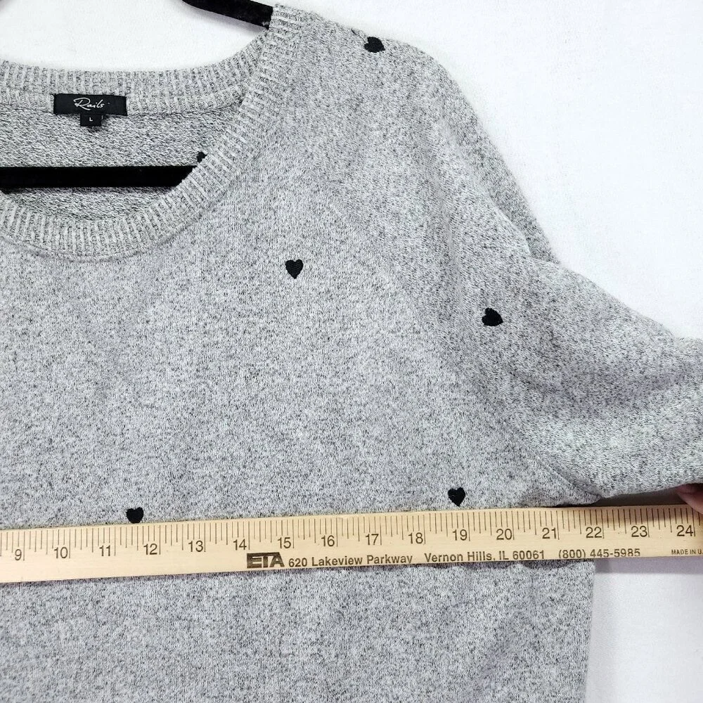 Rails Callahan Knit Sweater Size Large Melange Grey Black Hearts - Picture 4 of 12